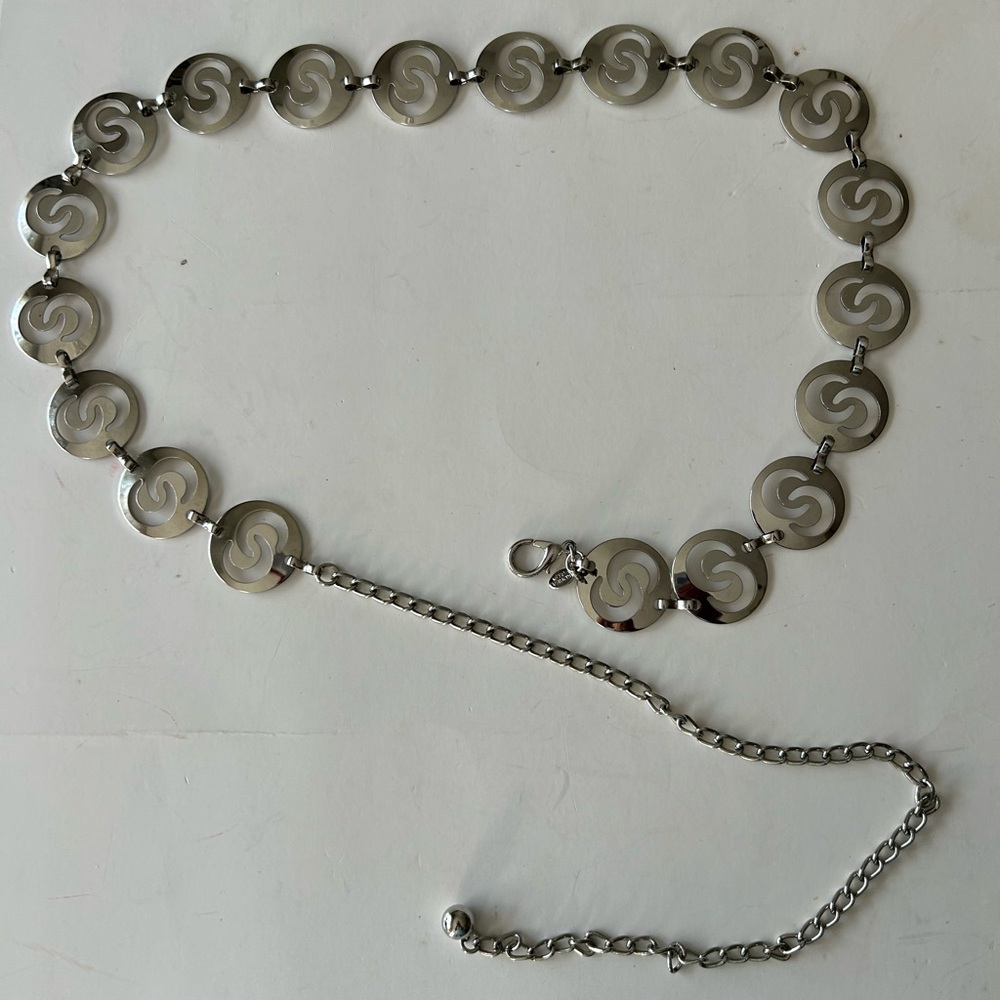 StylishVintage  Silver Chain Belt